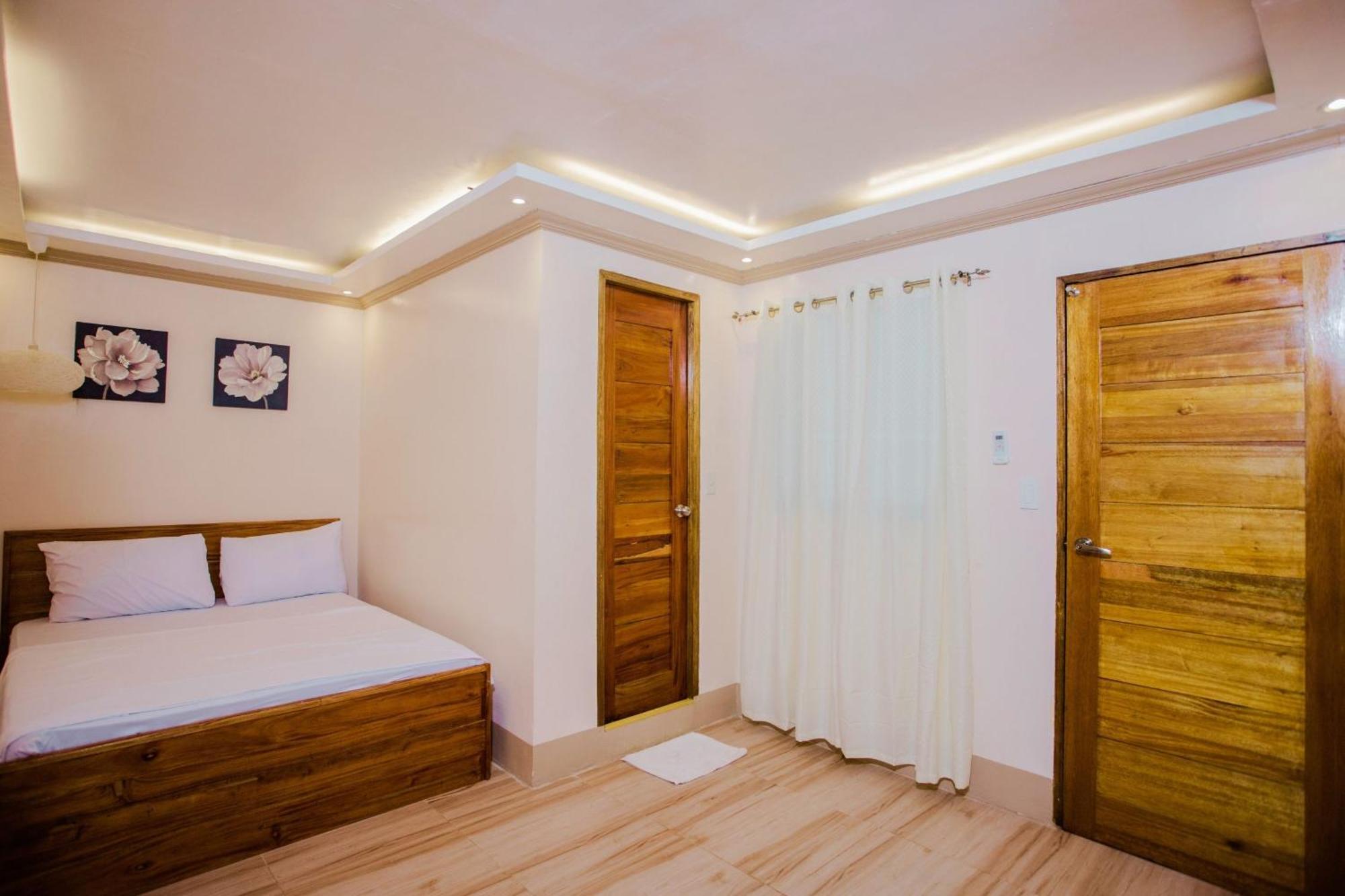 Durhan White Beach Resort Powered By Cocotel Tabuelan Eksteriør billede