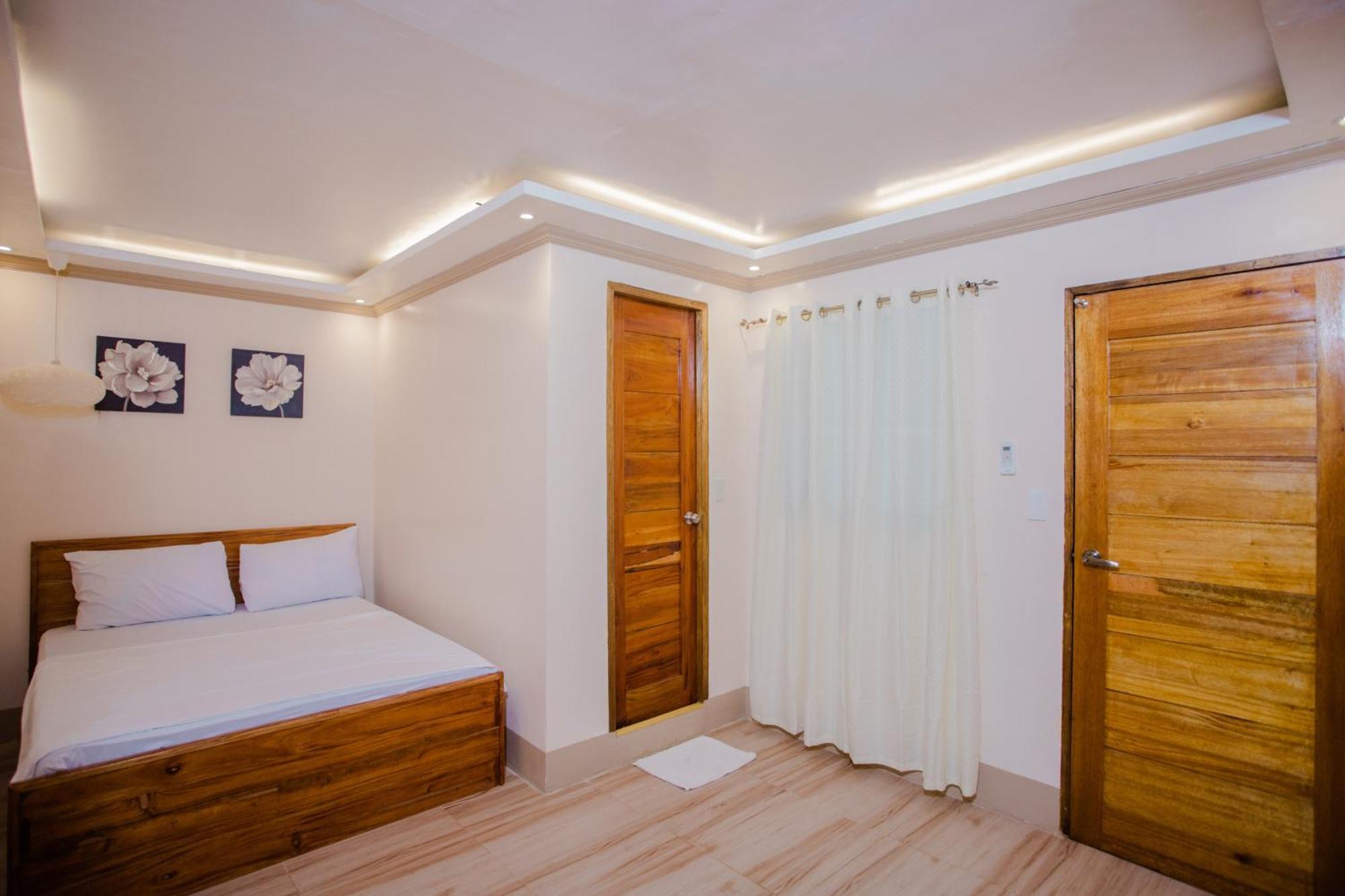 Durhan White Beach Resort Powered By Cocotel Tabuelan Eksteriør billede